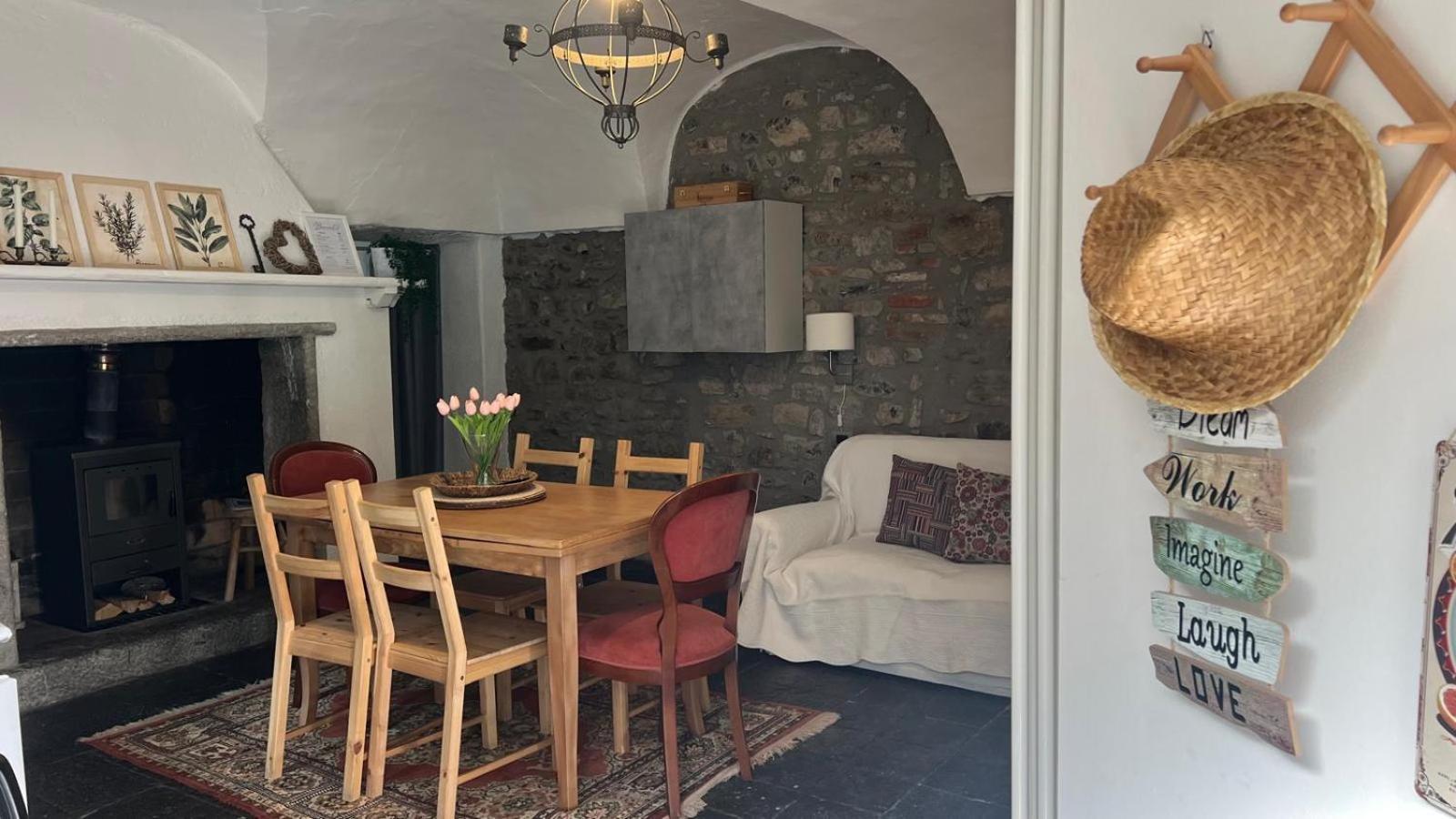 Casa Caterina Apartment Лецено Екстериор снимка