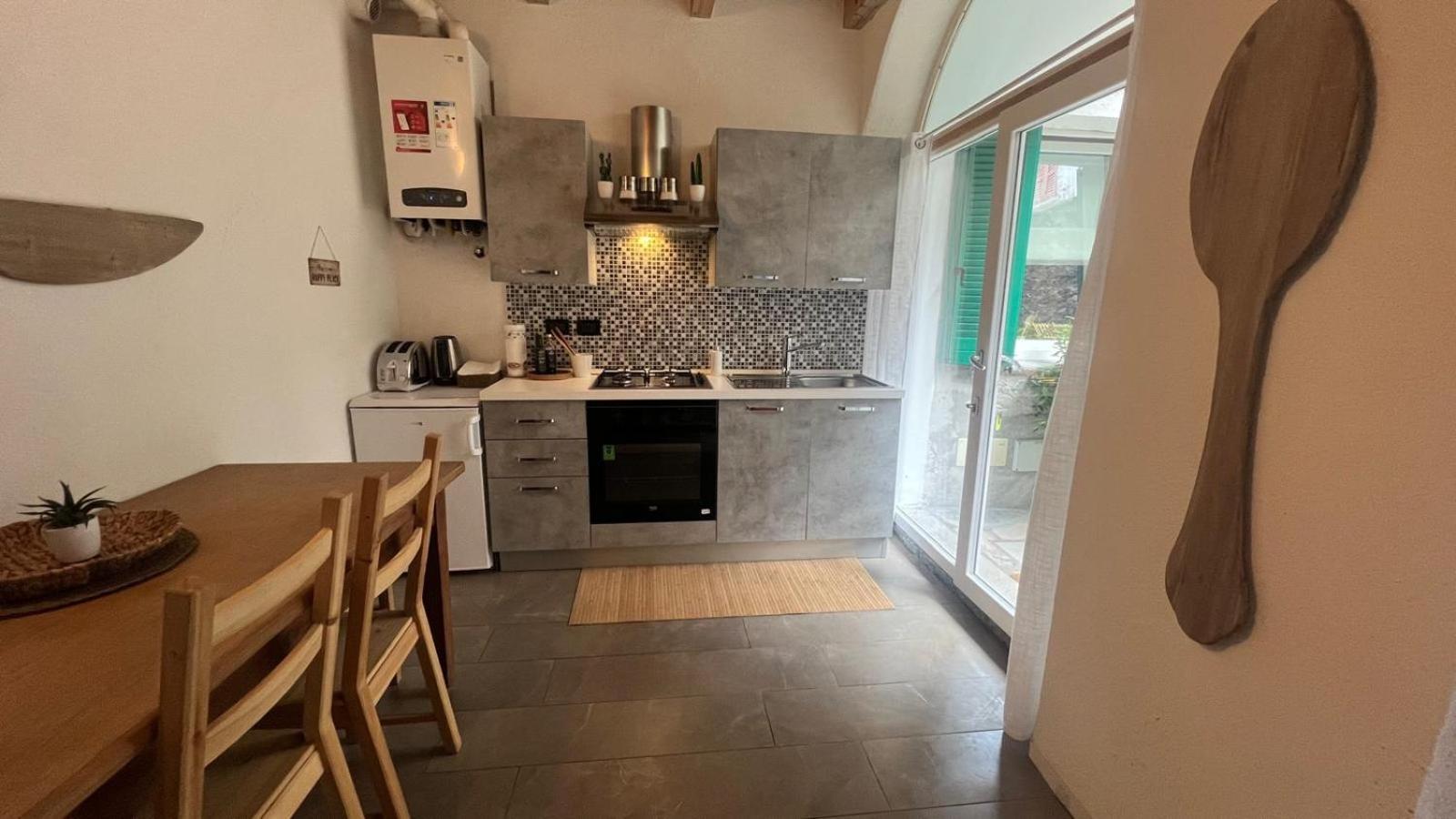 Casa Caterina Apartment Лецено Екстериор снимка